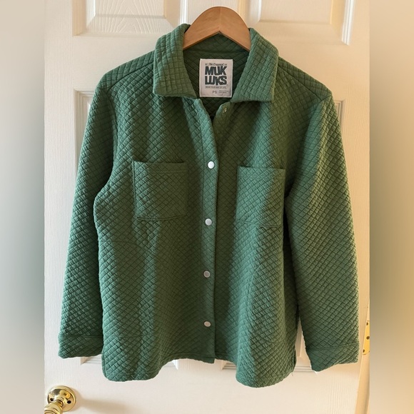 Muk Luks Jackets & Blazers - Muk Luks Green Quilted Jacket • Women’s SP